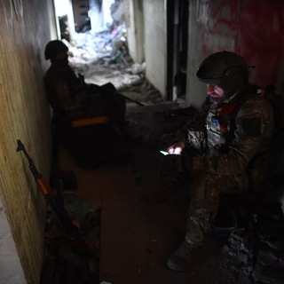 Логотип @photographermilitary - Боевой (Military photographer)