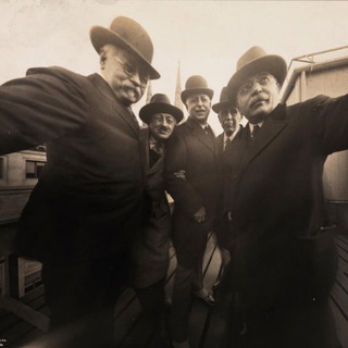 Логотип @phvdstory - Стори