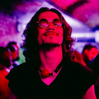 Логотип @pierre_wretch - Негодник Пьер