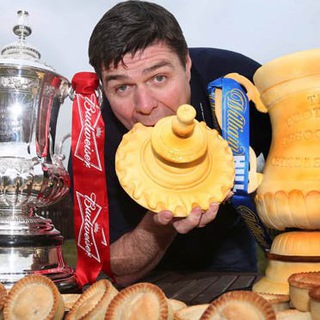 Логотип @piespiespies - Извините, пирожки