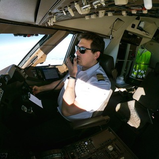 Логотип @pilot_story - Andrei_pilot747✈️