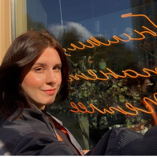 Логотип @pinkipromisess - клятва на мизинчиках