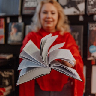 Логотип @pishem_genialno - Пишем гениально!