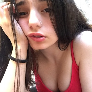 Логотип @pizzaa109 - кто пукнул признавайтесь