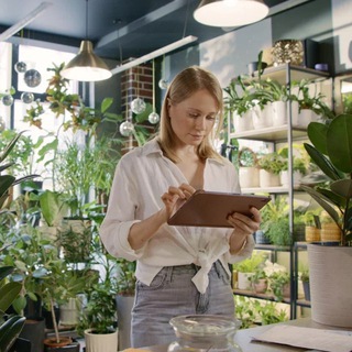 Логотип @plants_nsk - PLANTS.NSK
