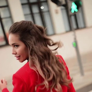 Логотип @plkvnnn - Будни PLKVNN 🤍 Аня