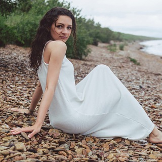 Логотип @plonite_ph - Виктория Плоните|Фотограф|СПб