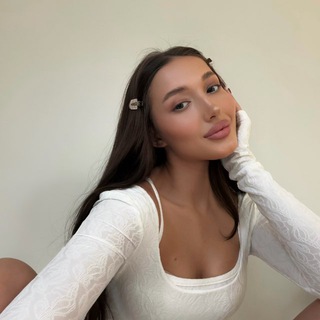 Логотип @po1yusik - джусик и ее друзья