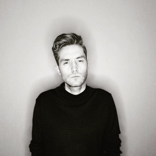 Логотип @poemsoborzenie - *на всеобщее оборзение*