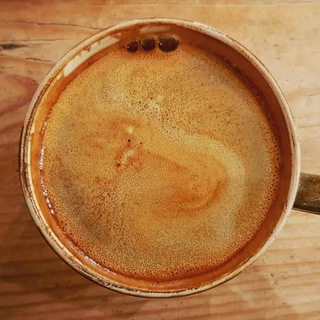 Логотип @poetry_in_bed - Poetry In Bed | Стихи | Поэзия | Творчество