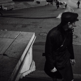 Логотип @poeziyat - поезіят