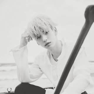 Логотип @poiroa - #` spark of happiness :📷