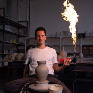 Логотип @pokidaefflive - Женя Покидаев