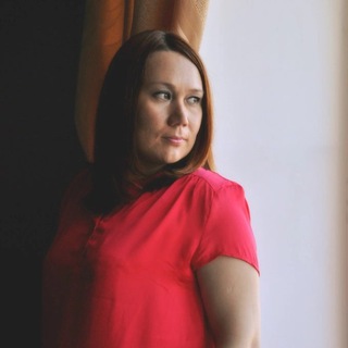 Логотип @poleznyashki_ot_tanushki - Полезные советы по продвижению в соцсетях и мессенджерах