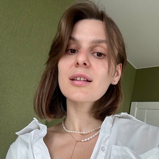 Логотип @polina_makescontent - полина делает контент