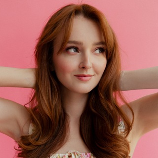 Логотип @polina_risyet_tg - polina.risyet