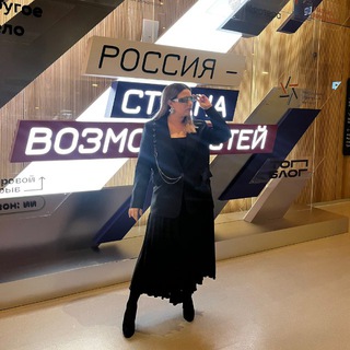 Логотип @polinaprivalova13 - PolinaPrivalova о жизни 🎙
