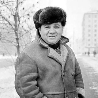 Логотип @politobzor_leonov - Политобзор