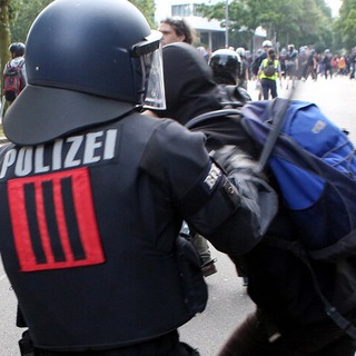 Логотип @polizeigewalt - Wenn die Polizei von sich aus Gewalt anwendet und Menschen verletzt, sind der Rechtsstaat samt Demokratie am Ende!
