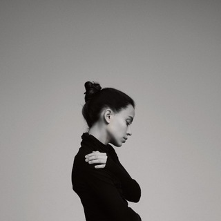 Логотип @pollypsychology - Polly Psy