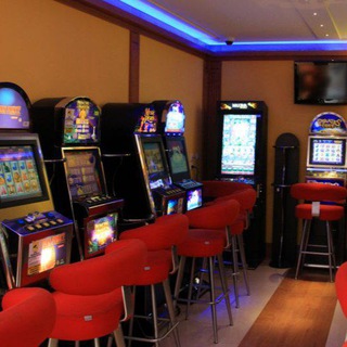 Логотип @polpotron - Sala Sloth 🦥