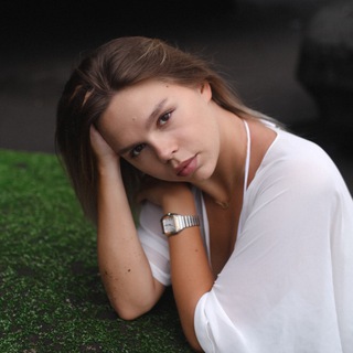 Логотип @polyagahann - ПОЛИ ГААН 🌙