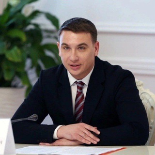 Логотип @polyubin - Денис Полюбин