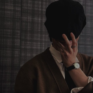 Логотип @poolluux - седьмое сентября.