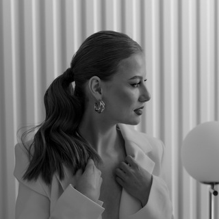 Логотип @poop_culture - Полина знает, что делать