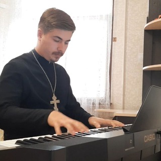 Логотип @pop_glebovka - Священник Александр Меркулов