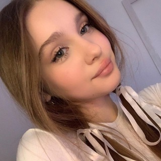 Логотип @popki_podrygg - Красивые Девушки 🍓