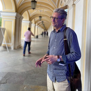 Логотип @porebrik_i_paradnaya - Поребрик и парадная