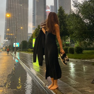 Логотип @porfavor_aida - Пор фавор Аида 💡