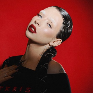 Логотип @potrubkamakeup - быдло визажист