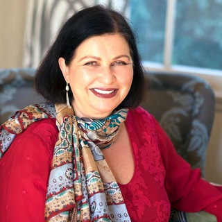 Логотип @powerenglishclass - Влиятельный английский с Наташей Купер