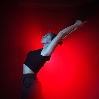 Логотип @poweryogailina - Йога с Илиной BodySmart