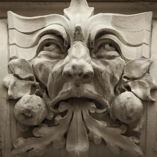 Логотип @praguestalker - Пражский следопыт