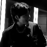 Логотип @praiseea - спокойствие - прайс.