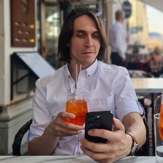 Логотип @presseco - Бокал прессека