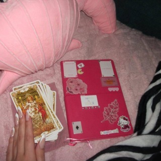 Логотип @pricebyks - tarot reading by ks🪷