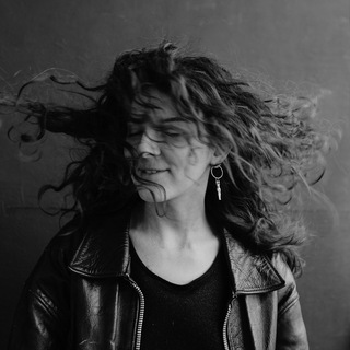 Логотип @priemradiogolova - Радиоголова, приём!