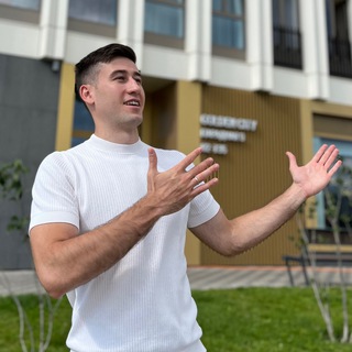 Логотип @priotkrytayadver - Приоткрытая дверь