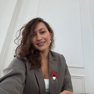 Логотип @pro_dengi_i - Недвижимость с умом 🫰