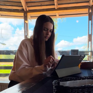 Логотип @pro_dvizhen - Мастерская фриланса