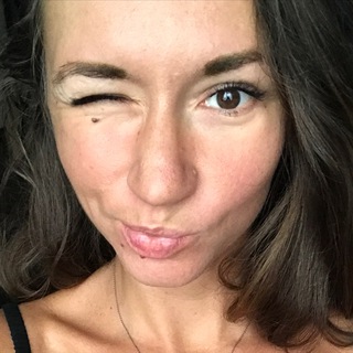 Логотип @probmaryw - Финансы и любовь к себе BMARYW