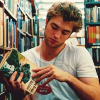 Логотип @prochitano_bombora - После прочтения обсудить…