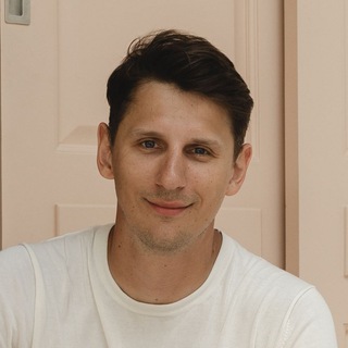 Логотип @producer_budni - Спродюсируй это • Роман Расторгуев