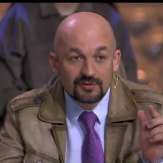 Логотип @professor_vinnik - профессор Винник