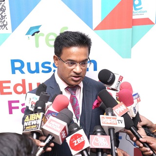 Логотип @profskwashim - INDIA RUSSIA EDUCATION