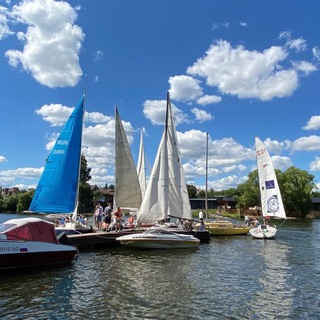 Логотип @progulka_voflot - Подарочная прогулка Парусного клуба Вольная Московская Флотилия